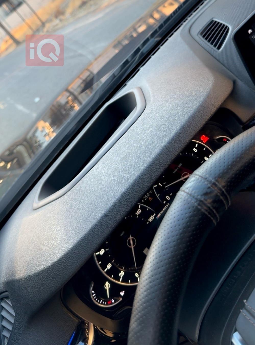 بی ئێم دەبڵیو سیریەس 5